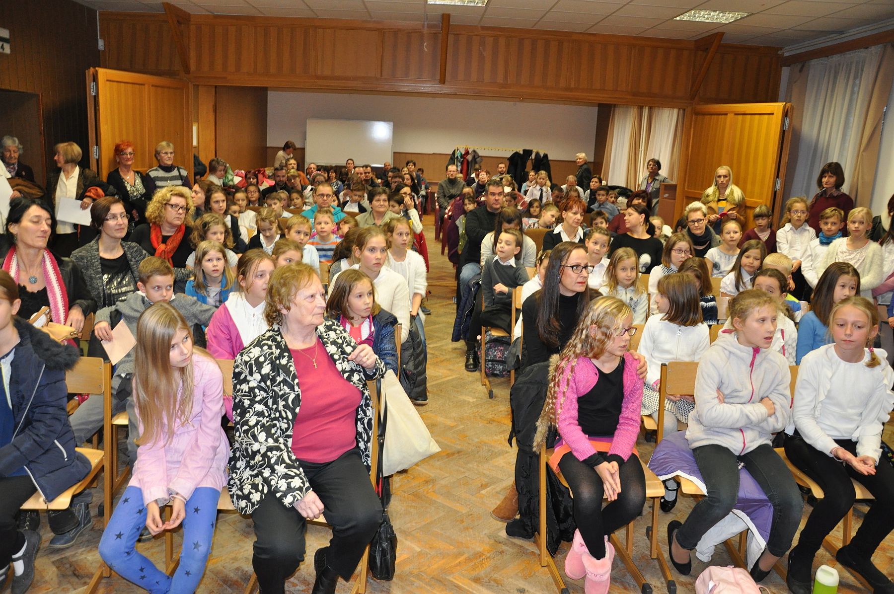 A HEROSZ Fehérvári Állatotthon szavalóversenye pénteken